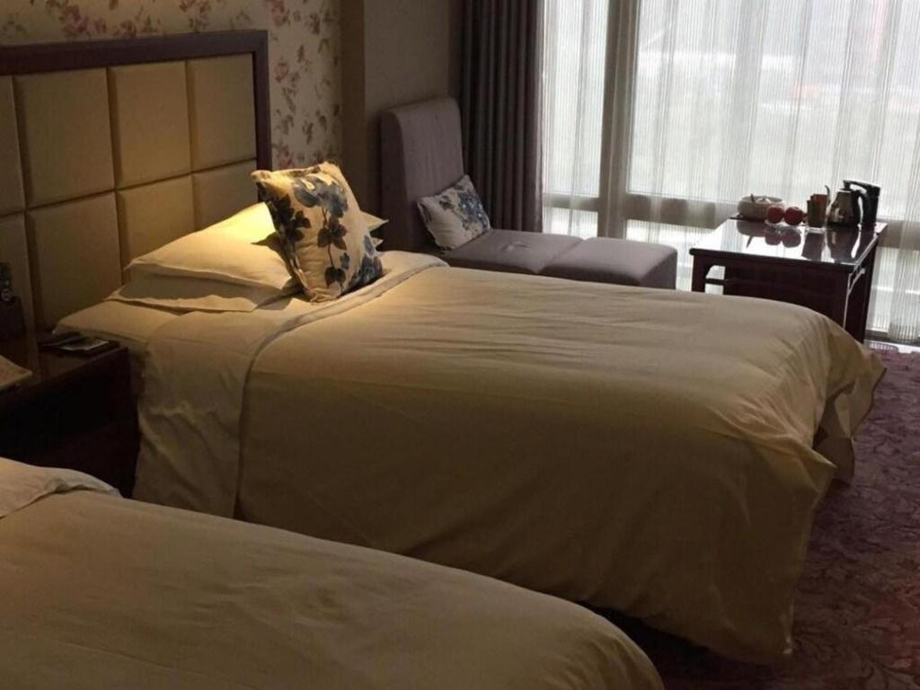 New Friendship Hotel Лоян Экстерьер фото