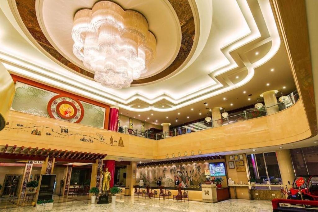 New Friendship Hotel Лоян Экстерьер фото
